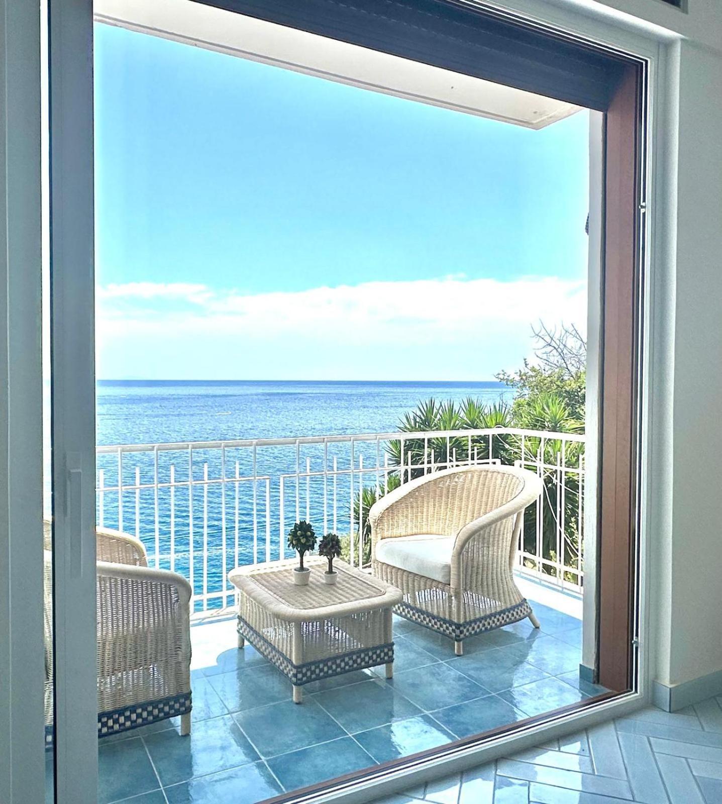Dimora Collection - Amalfi - Boutique Luxury Residence With Direct Sea View And Access Exterior photo